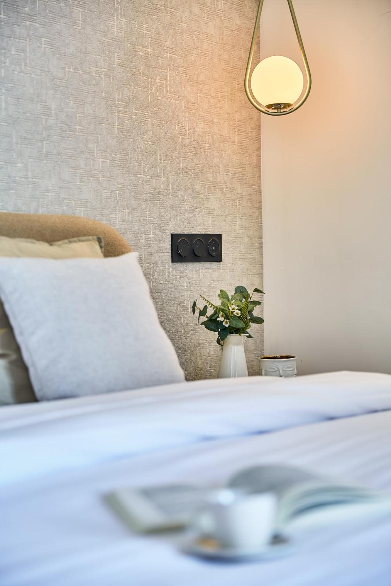 Apartamento Sleek And Modern 2-Bed Unit In Downtown Casa Casa Blanca Exterior foto